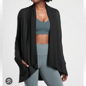 Athleta black Pranayama Wrap Size Small Tall
